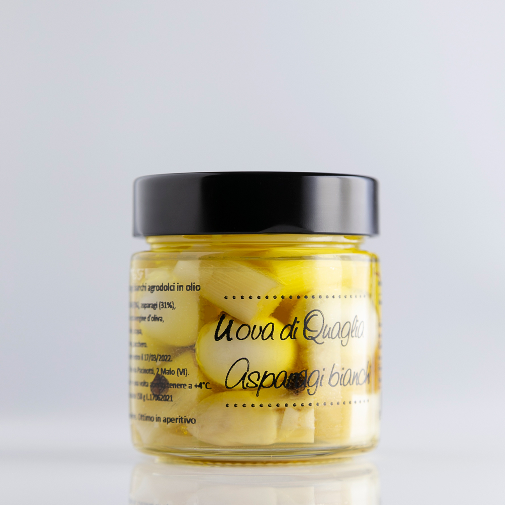 うずらの卵と白アスパラガスのピクルスオイル漬け